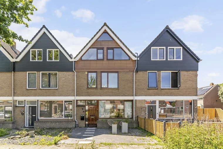 Foto van Oranjelaan 20 in Rozenburg uit het woningaanbod van Heerlijk Thuis