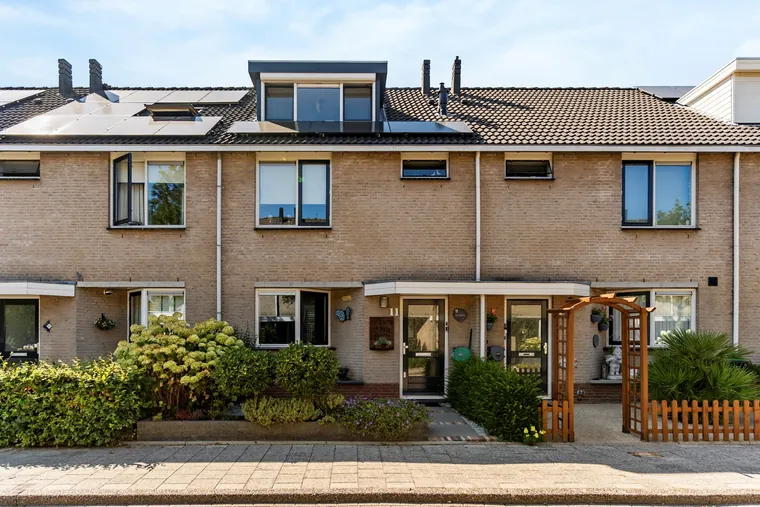 Foto van Van Hulststraat 11 in Barendrecht uit het woningaanbod van Heerlijk Thuis